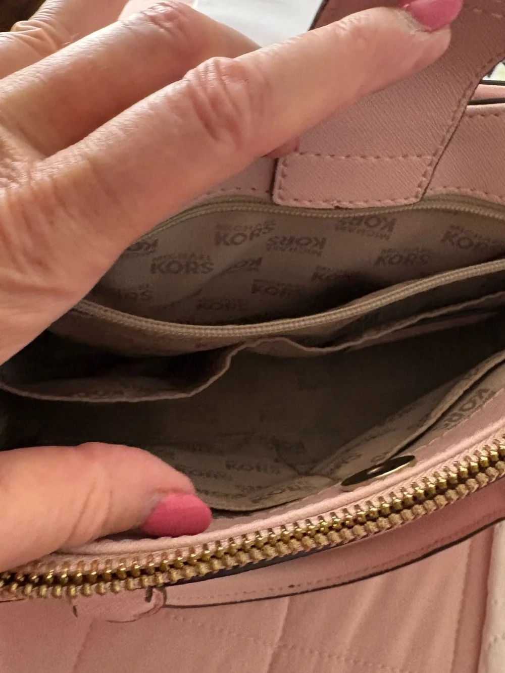 Michael Kors compact leather
